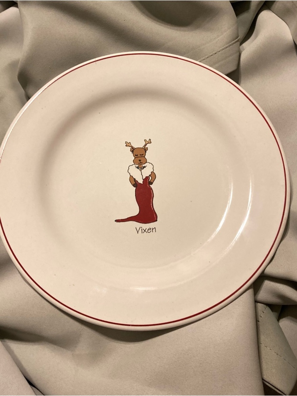 Santa's Reindeer “Vixen” 8 Inch Plate Rainbow Mountain LTD